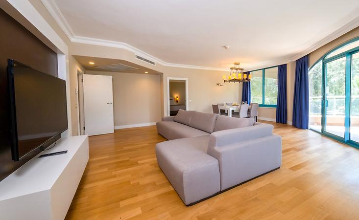 Pasha Suite
